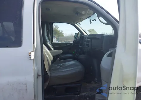 2012 Chevrolet Express 3500 Ls z USA, uszkodzony, nr VIN 1GAZGZFG4C1158179